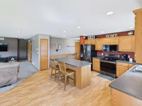 111 9th St SE, Freeport, MN 56331 photo 6