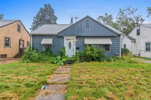 167 Butler Ave E, West Saint Paul, MN 55118