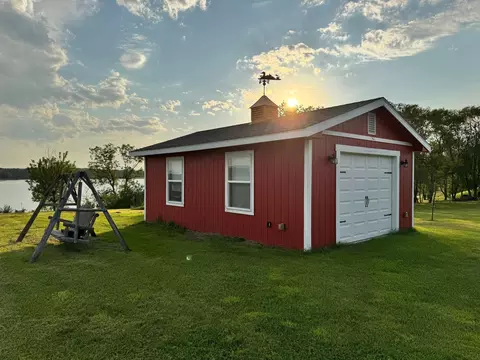 35224 Sterling Silver Dr, Battle Lake, MN 56515