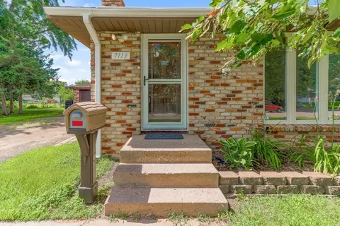 7119 Kyle Ave N, Brooklyn Center, MN 55429