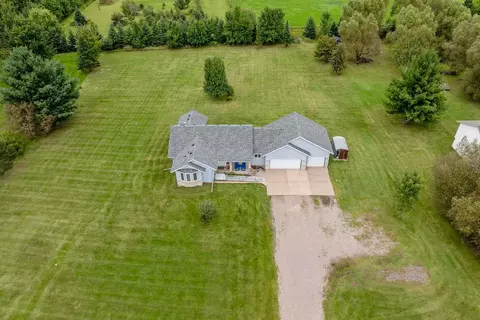 11331 Lakeview Heights Rd, Pine City, MN 55063