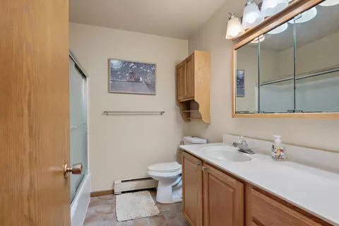 Bath - 5450 Three Points Blvd #623, Mound, MN 55364 photo 1 of 1