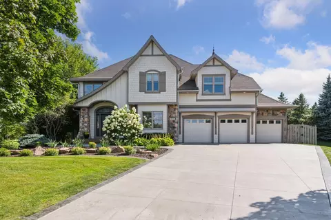 3905 Linden Ct, Medina, MN 55340