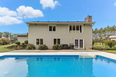 1951 205th Ave NW, Oak Grove, MN 55011