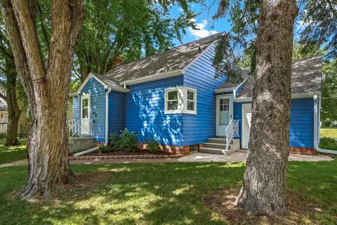 1315 10th St E, Glencoe, MN 55336 photo 2