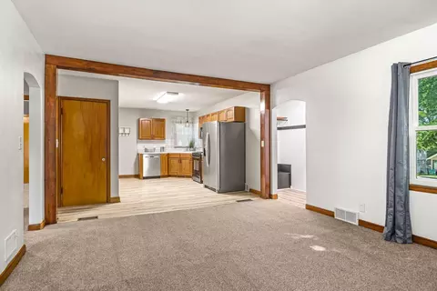 1315 10th St E, Glencoe, MN 55336 photo 6