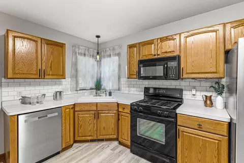 1315 10th St E, Glencoe, MN 55336 photo 10