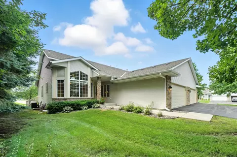 9200 E Belvedere Dr S, Eden Prairie, MN 55347