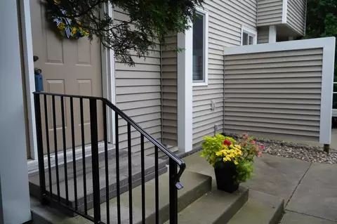 4199 Knob Cir #102, Eagan, MN 55122 photo 6