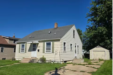 1013 4th Ave SW, Pipestone, MN 56164