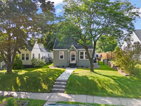 110 King St W, Saint Paul, MN 55107