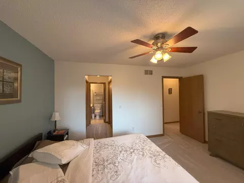 1761 Karis Way, Eagan, MN 55122 photo 18