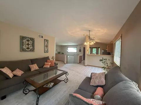 1761 Karis Way, Eagan, MN 55122 photo 7