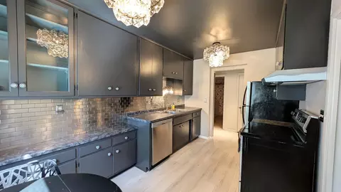 100 Imperial Dr W #204, West Saint Paul, MN 55118