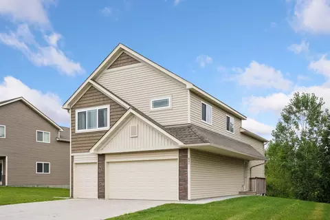845 Link Dr SE, Pine City, MN 55063