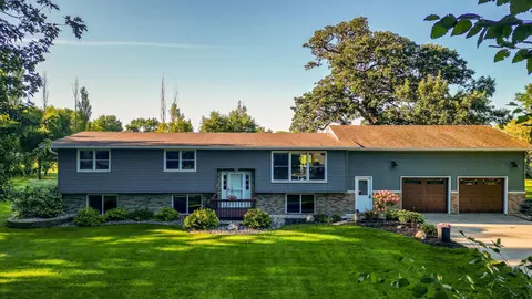 8570 369th Ave, Waseca, MN 56093