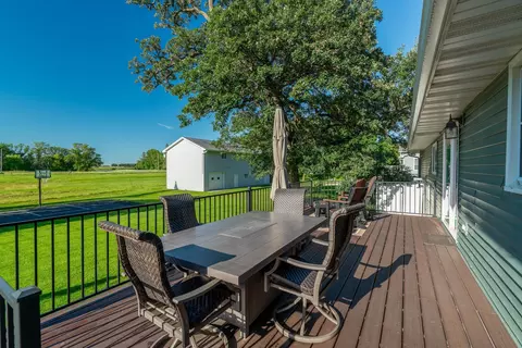 Exterior - 8570 369th Ave, Waseca, MN 56093 photo 3 of 15