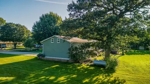 Exterior - 8570 369th Ave, Waseca, MN 56093 photo 13 of 15