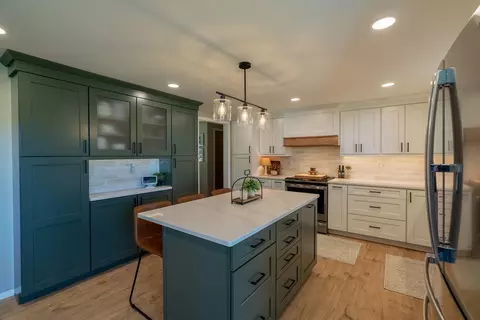 Kitchen - 8570 369th Ave, Waseca, MN 56093 photo 6 of 9