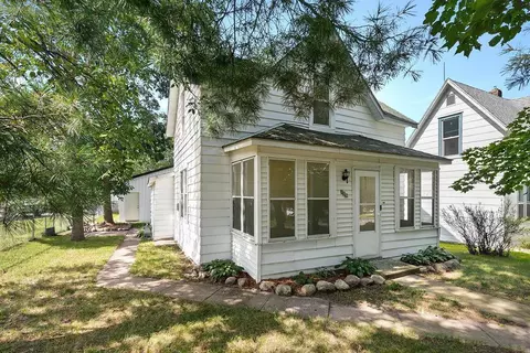 725 9th St NE, Little Falls, MN 56345