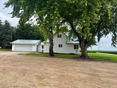 1669 211th Ave, Madison, MN 56256