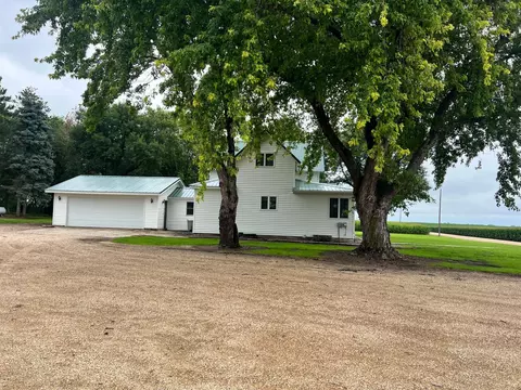 1669 211th Ave, Madison, MN 56256