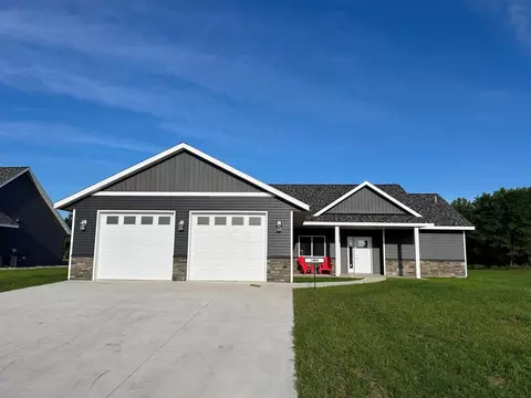 Exterior - 1003 8th Ave NW, Perham, MN 56573 photo 3 of 6