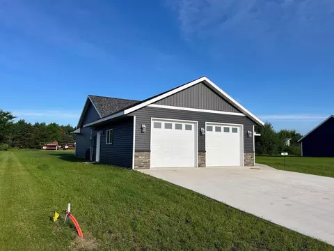 Exterior - 1003 8th Ave NW, Perham, MN 56573 photo 4 of 6