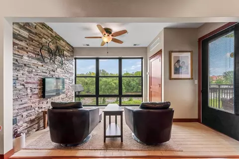 101 Saint Olaf Ave #104, Northfield, MN 55057