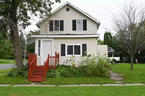 317 W Main St, Spring Valley, MN 55975