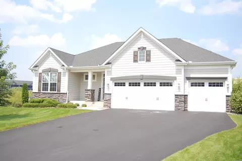 6944 Xanthus Ln N, Maple Grove, MN 55311