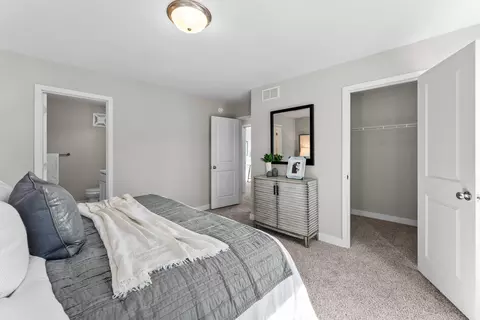 Bedroom - 108 Maple Ct, Cannon Falls, MN 55009 photo 2 of 8