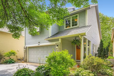 3624 Sussex Pl, Minnetonka, MN 55345