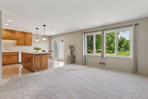 10436 Yorktown Ln N, Maple Grove, MN 55369