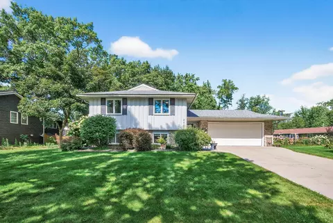 848 Sunrise Ave, Stillwater, MN 55082