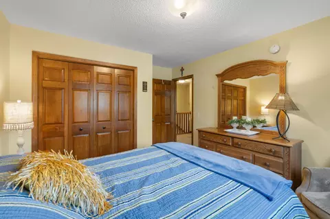 Bedroom - 810 E 7th St, Litchfield, MN 55355 photo 4 of 7
