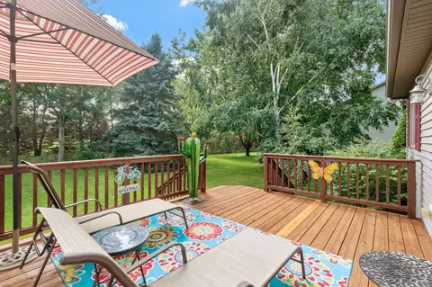 Exterior - 810 E 7th St, Litchfield, MN 55355 photo 5 of 12