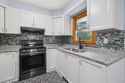 Kitchen - 1468 Eldridge Ave E, Maplewood, MN 55109 photo 1 of 1