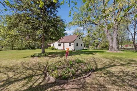 7181 Lakeview Dr, Circle Pines, MN 55014