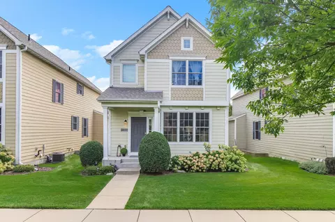 11355 Beechwood Ln, Woodbury, MN 55129