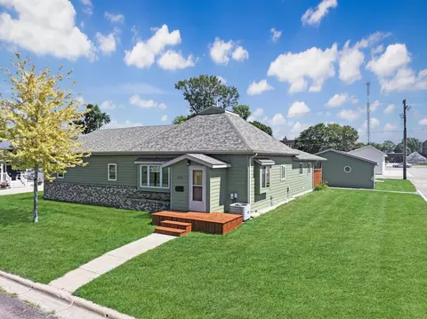 2851 Juniper Ave, Slayton, MN 56172