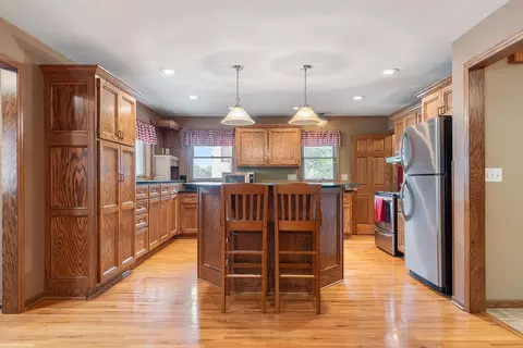 105 N A St, Marshall, MN 56258 photo 13