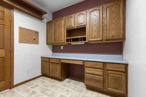 105 N A St, Marshall, MN 56258 photo 38
