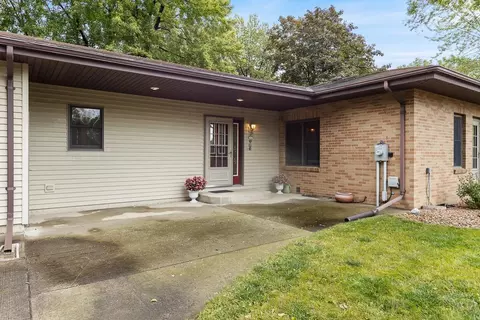 105 N A St, Marshall, MN 56258 photo 6