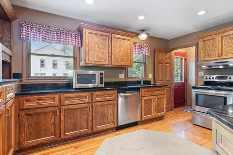 105 N A St, Marshall, MN 56258 photo 16