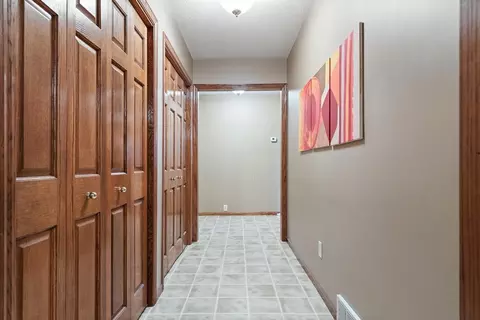 105 N A St, Marshall, MN 56258 photo 40
