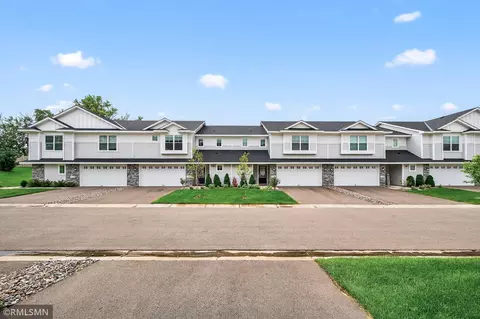 2172 Island Ct, Lino Lakes, MN 55038