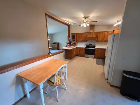 495 8th St SW, Plainview, MN 55964 photo 20