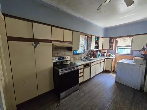 Kitchen - 215 3rd Ave SE, Pipestone, MN 56164 photo 1 of 2