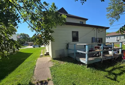 Exterior - 215 3rd Ave SE, Pipestone, MN 56164 photo 3 of 4